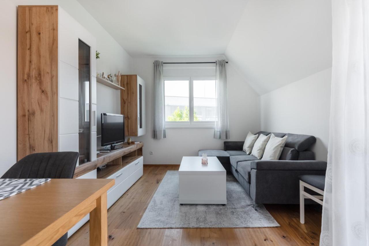Gruene Ruhelage, 20 Minuten Ins Zentrum Und Parkgarage * Wenen
