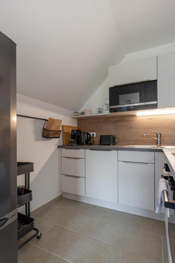 Gruene Ruhelage, 20 Minuten Ins Zentrum Und Parkgarage Appartement