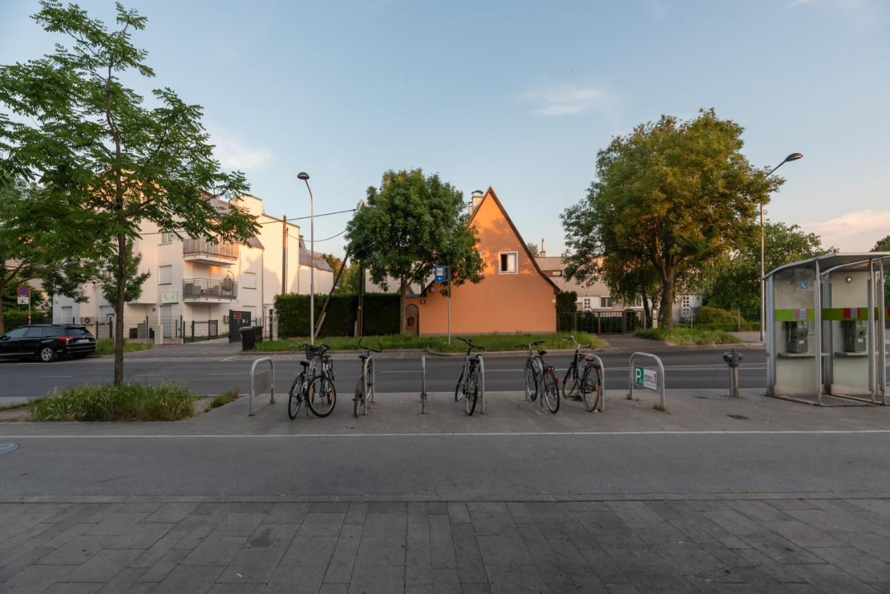 Gruene Ruhelage, 20 Minuten Ins Zentrum Und Parkgarage Appartement *